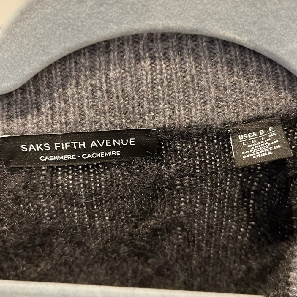 Saks Fifth Avenue, zip up turtleneck Men’s Cashmere Sweater - Picture 5 of 6